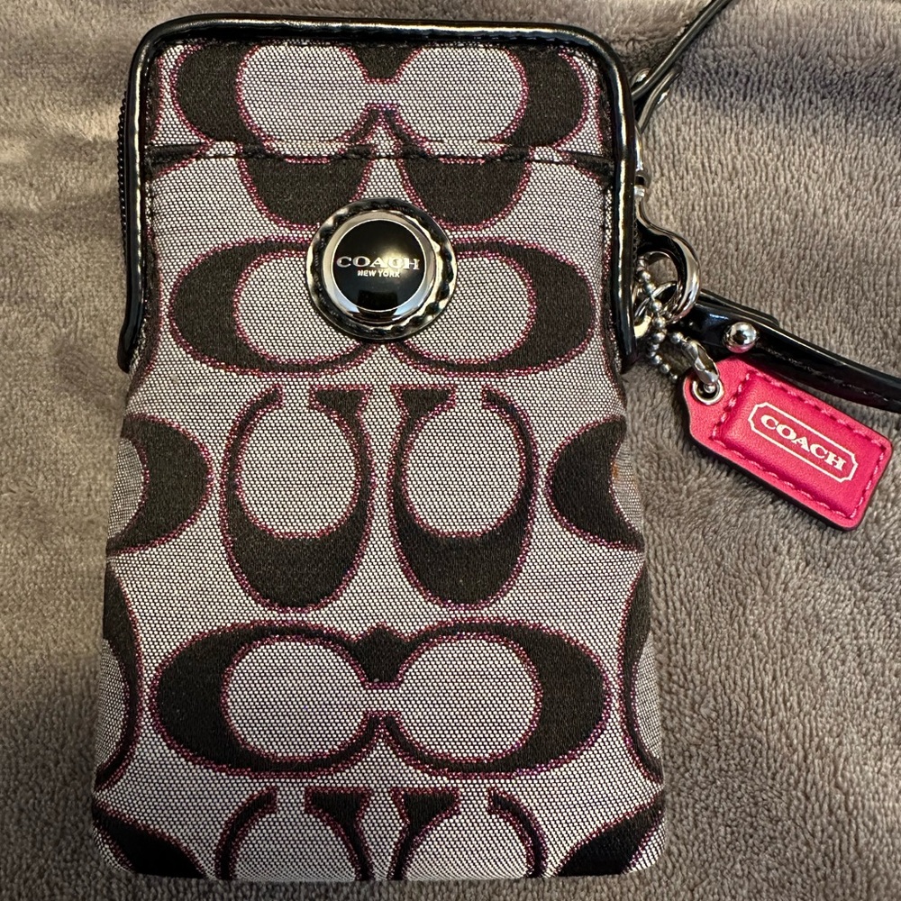 Coach Signature Black and Gray Pouch